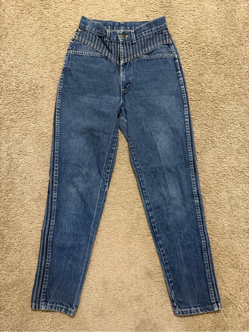 Vintage CHIC High-Rise V-Waist Straight Leg Jeans - Blue Denim